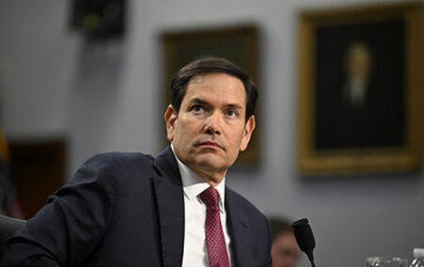 وزیر خارجه آمریکا: اجازه زمان خریدن به ایرانی‌ها نمی‌دهیم هرچند مذاکره کنندگانی ماهرند