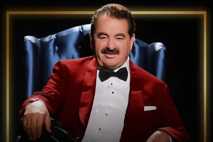 خواننده مشهور ترکیه روی ویلچر دیده شد / عکس