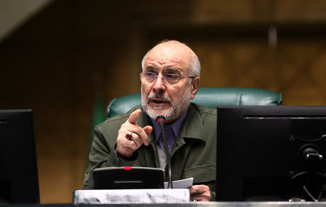 قالبیاف: همه گزینه‌ها را روی میز داریم / ترامپ تصمیم غلط نگیرد