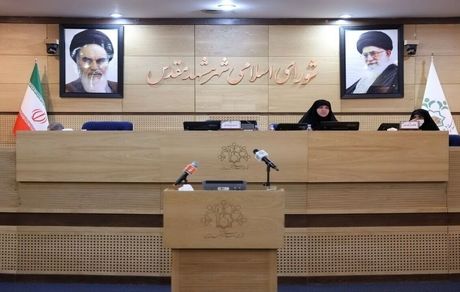 چالش جدید در مشهد: شورای شهری با دو رییس / خبرنگاران بیرون شدند