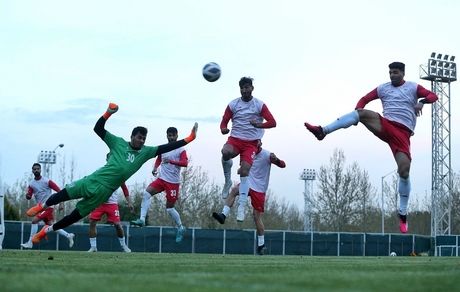 آخرین تمرین تیم ملی قبل بازی با کنیا در حضور تیم ملی زنان