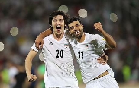 فدراسیون فوتبال به دنبال حضور آزمون و طارمی در اردوی تیم ملی است