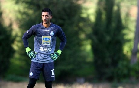 محرومیت ۲ جلسه‌ای در انتظار ستاره استقلال