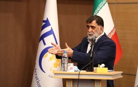 باشگاه فولاد: آجرلو مدیرعامل ما نمی‌شود