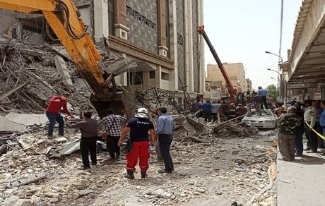 از دیشب، تحریب سازه متروپل آغاز شد