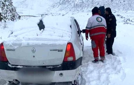امدادرسانی نیروهای هلال احمر به ۷۹۴۷ نفر در برف و کولاک