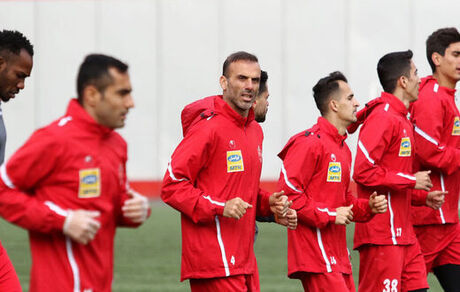 اطلاعیه باشگاه پرسپولیس درباره قرنطینه دو عضو باشگاه 
