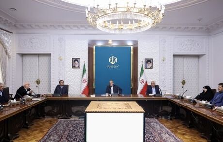 دولت چهاردهم در اقتصاد به دنبال تامین معیشت مردم، تحقق عدالت و ایجاد بازاری رقابتی است