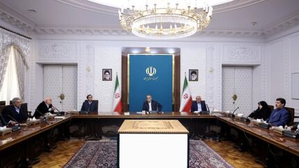 دولت چهاردهم در اقتصاد به دنبال تامین معیشت مردم، تحقق عدالت و ایجاد بازاری رقابتی است