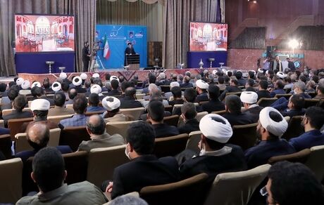 امروز رهبر معظم انقلاب پرچمدار بزرگ عدالت است