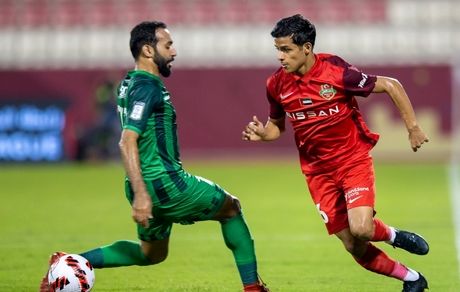 قایدی برای استراحت به امارات رفت / دیدار ستاره استقلال با مدیران شباب الاهلی امارات!