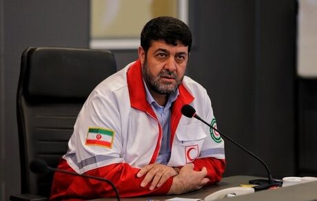 تمامی انبارهای هلال احمر پر است