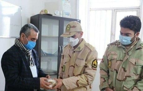 سرباز مرزی، طلاهای میلیاردی را به صاحبش برگرداند