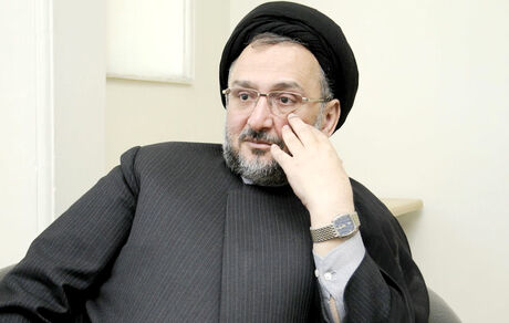 «روحانی» به جای خنده تمسخر آمیز، گریه و عذرخواهی کند