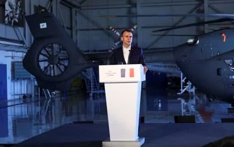 مکرون: فرانسه آماده اسکورت نفتکش‌ها در تنگه هرمز است