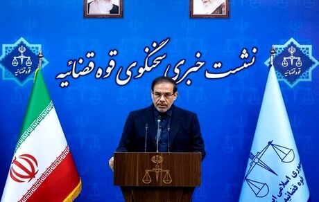 پرونده کوروش کمپانی، ۷۱۰۰ شاکی دارد / برخی فرش‌های سرقت رفته کاخ سعد آباد در دستگاه‌های دولتی پیدا شد