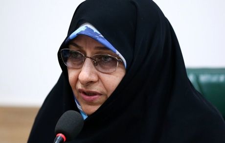 واکنش انسیه خزعلی به پدیده آغوش رایگان