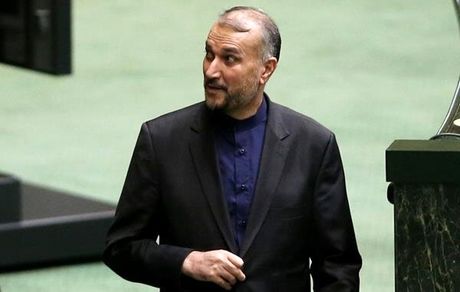 توییت وزیر خارجه درباره برنامه‌های رییسی در نشست سران اجلاس شانگهای