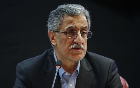 اتاق بازرگانی: وزارت بهداشت مقصر وارد نشدن واکسن کروناست