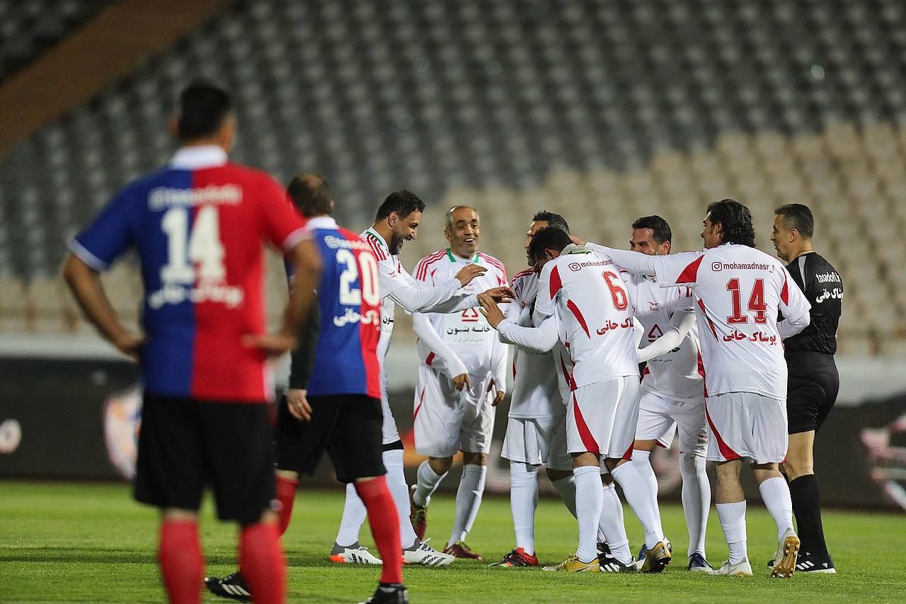 دیدار دوستانه منتخب ۹۸ و سرخابی‌ها 