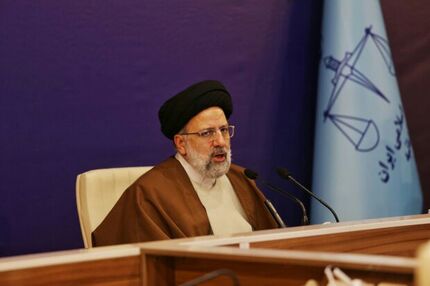 پیگیری پرونده ترورشهید سلیمانی را تامجازات همه آمران رهانمی کنیم