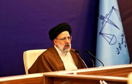 پیگیری پرونده ترورشهید سلیمانی را تامجازات همه آمران رهانمی کنیم