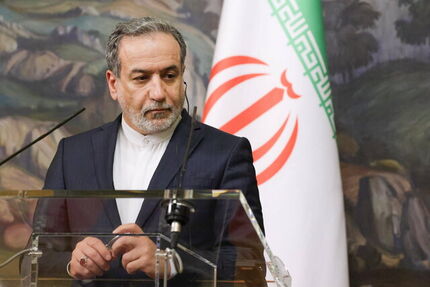 عراقچی: مانعی برای توسعه روابط با مصر نداریم / غنی‌سازی براساس معاهدات بین‌الملل حق ماست