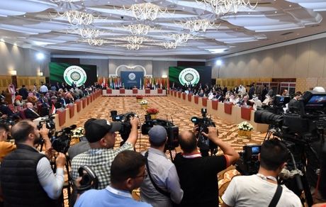 اولین نشست بین المللی بدون استفاده از کاغذ برگزار شد