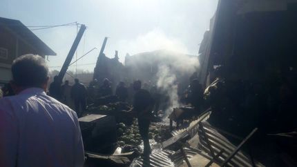 سقوط بالگرد ارتش در میدان میوه و تره بار اصفهان + ویدئو