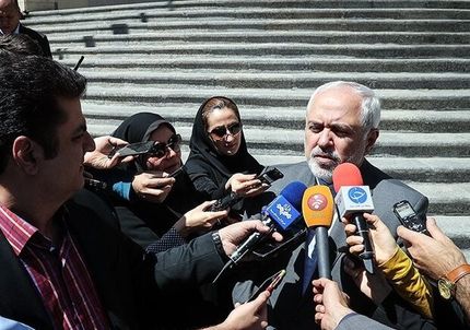 ظریف: با نماینده طالبان ملاقات کردم