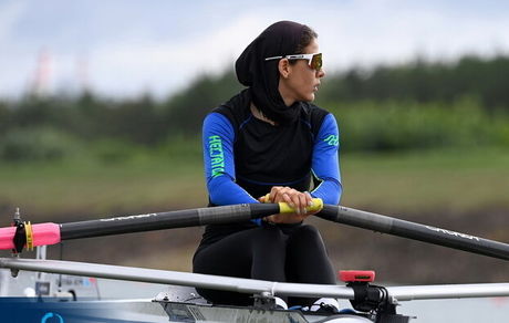 صعود بانوی قایقران ایران به نیمه نهایی رویینگ جهان