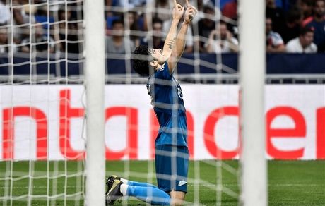 سردار آزمون نامزد بازیکن ماه لیگ برتر روسیه شد