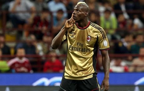 شایعات: سپاهان به دنبال بالوتلی