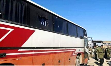 ۲۲ کشته در حمله گروه های تروریستی به اتوبوس حامل نیروهای مردمی تیپ قدس در سوریه