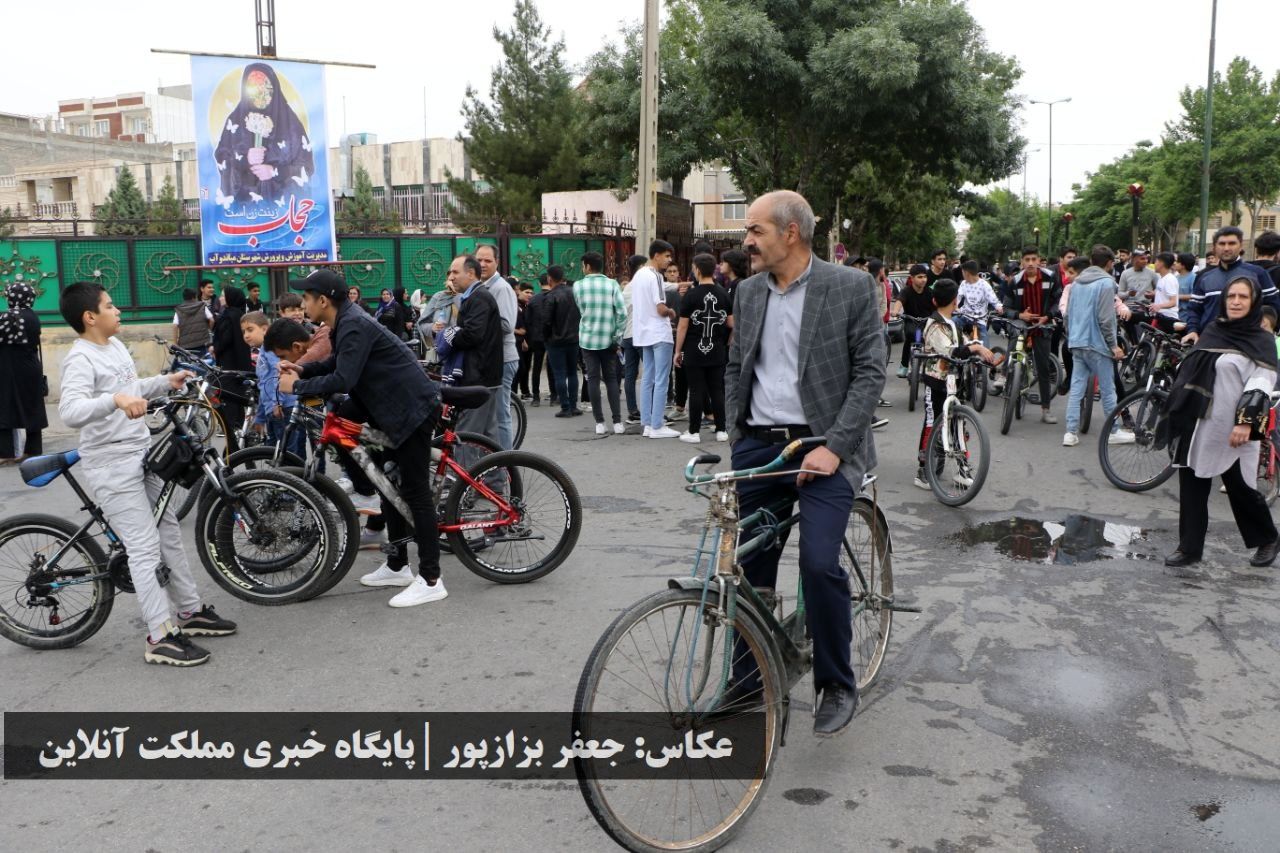 همایش پیاده‌روی خانوادگی و دوچرخه سواری در میاندوآب