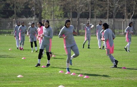 ۲۸ بازیکن به اردوی تیم ملی فوتبال بانوان دعوت شدند
