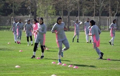 ۲۸ بازیکن به اردوی تیم ملی فوتبال بانوان دعوت شدند