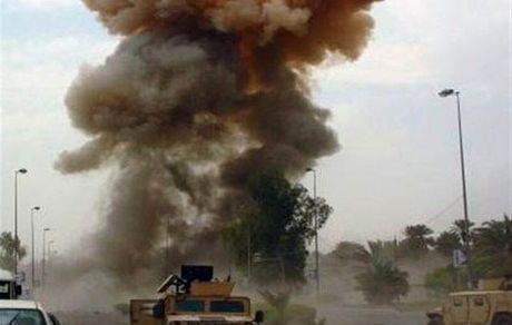 ماجرای انفجار دیشب در خیابان امام خمینی تهران چه بود؟