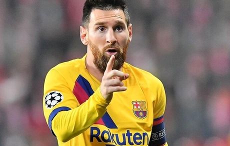 
مسی: رونالدینیو برای من مثل پدر بود/ در آرژانتین مردم دیوانه فوتبال هستند
