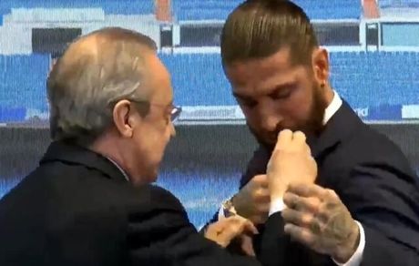 اعطای نشان طلایی باشگاه رئال به راموس