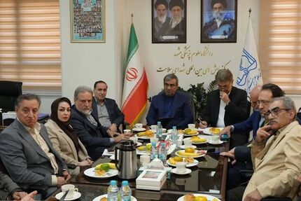 وعده پرداخت مطالبات باقی‌مانده داروخانه‌ها از سال ۱۴۰۴ در ماه جاری