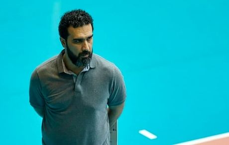 مربی سابق تیم ملی و سرمربی شهرداری ارومیه منتقد فشردگی لیگ برتر والیبال