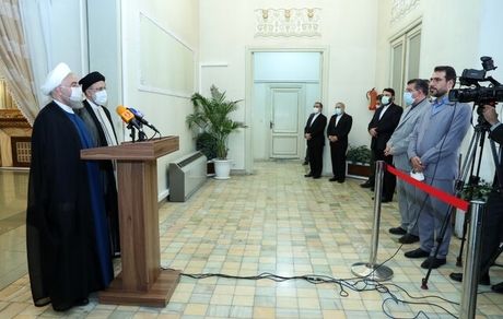 اعضای دولت برای بهتر طی شدن دوران انتقالی در ۴۵ روز آینده درکنار رئیس جمهور منتخب هستند