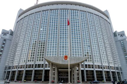 چین: برای بازگشت صلح به خاورمیانه و پایان جنگ ایران در تلاشیم