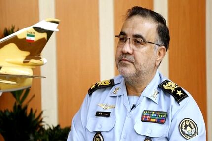 خلبانان نیروی هوایی همیشه آماده دفاع از این مرز و بوم هستند
