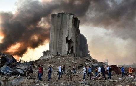 دست‌کم ۷۸ کشته و بیش از ۴۰۰۰ زخمی در پی انفجار بیروت