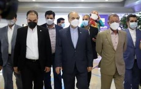 وزیر ورزش به اردوی تیم ملی فوتبال رفت
