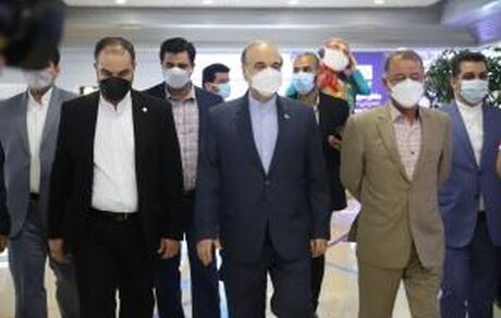 وزیر ورزش به اردوی تیم ملی فوتبال رفت