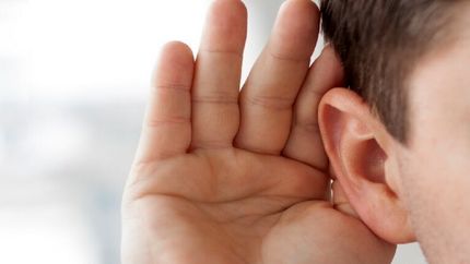 ۹۰ درصد ناشنوایان توان خرید سمعک را ندارند