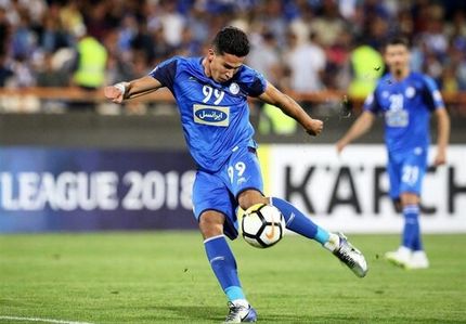 بلاتکلیفی عجیب مهاجم جوان استقلال